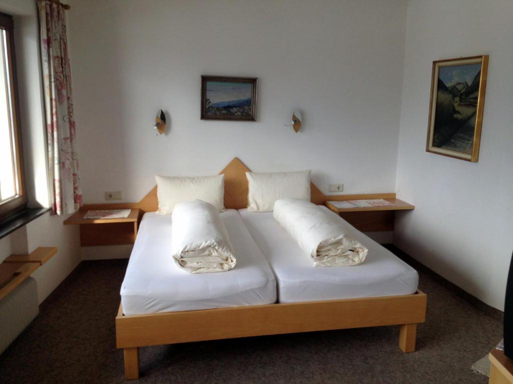Pension Wallnoefer Mieming Habitación foto